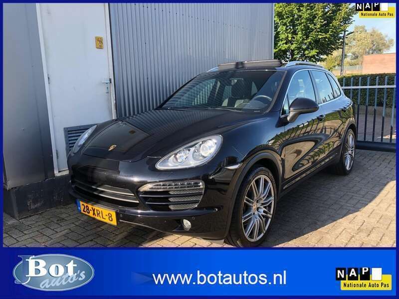 Zwart Gebruikt 2012 Porsche Cayenne SUV | € 27.900 (Goede deal) - Afbeelding 1/4