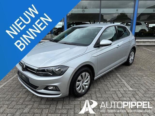 Zilver Gebruikt 2021 VW Polo Comfortline Hatchback | € 19.750 (Goede deal) - Afbeelding 1/4