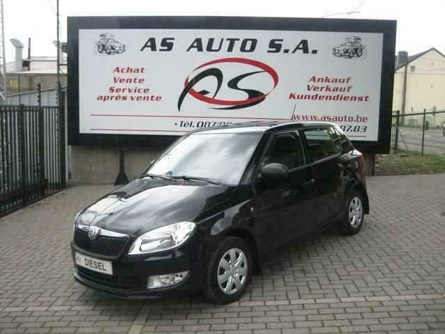 Zwart Gebruikt 2012 Skoda Fabia Active Sedan | € 6.700 (Duur) - Afbeelding 1/4