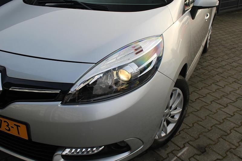 Occasion Renault Scénic III Collection 2015 Grijs MPV