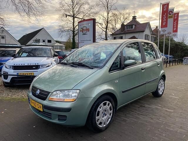 Groen (metallic) Gebruikt 2004 Fiat Idea Dynamic MPV | € 1.950 (Eerlijke prijs) - Afbeelding 1/4