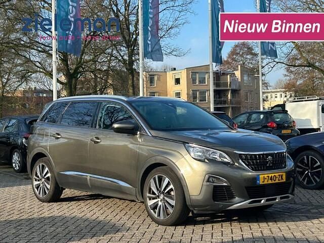 Grijs Occasion 2020 Peugeot 5008 Premium SUV | € 16.645 (Eerlijke prijs) - Afbeelding 1/1