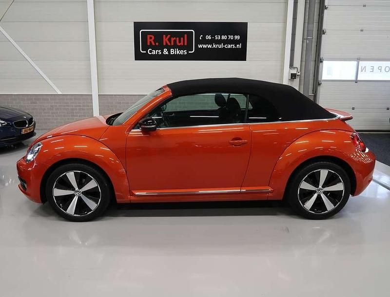 Occasion VW Beetle Cabriolet CLUB 105 PK (77 kW) 2016 Oranje Cabriolet