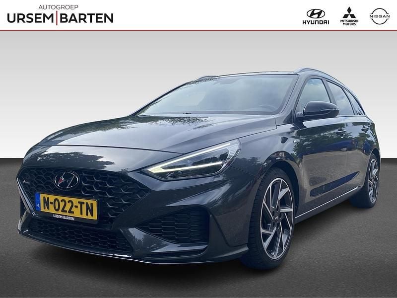 Grijs Gebruikt 2022 Hyundai i30 N Line Stationwagen | € 25.430 (Eerlijke prijs) - Afbeelding 1/4