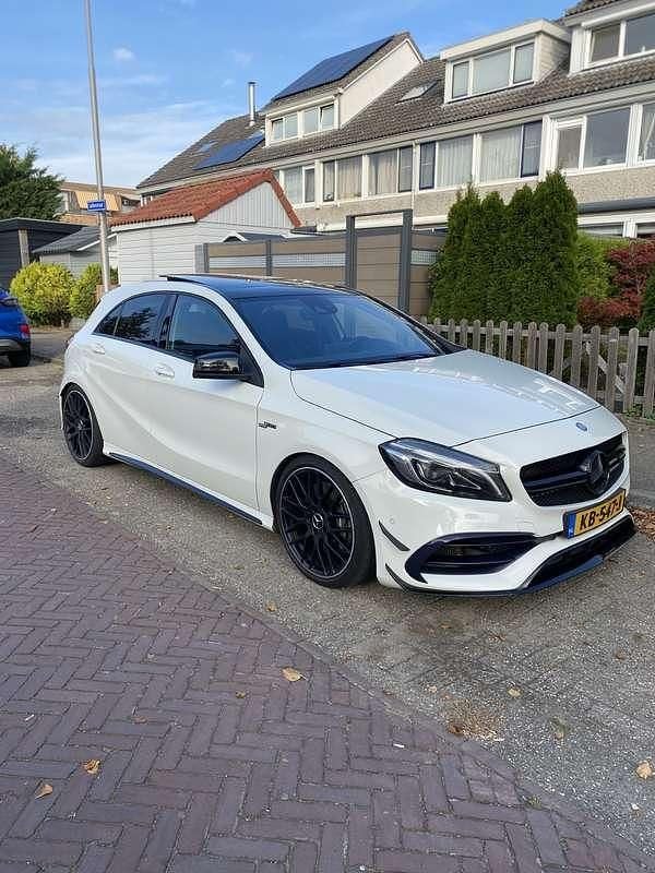 Wit Gebruikt 2016 Mercedes A45 AMG AMG Stationwagen | € 28.500 (Goede deal) - Afbeelding 1/4