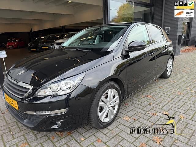 Zwart Gebruikt 2017 Peugeot 308 Hatchback | € 6.950 (Goede deal) - Afbeelding 1/4