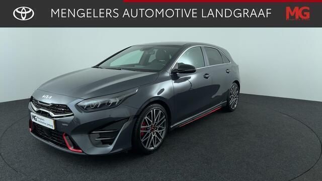 Grijs Gebruikt 2023 Kia Ceed GT 2 Hatchback | € 33.950 (Iets duurder) - Afbeelding 1/4