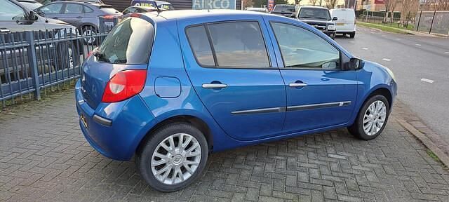 Occasion Renault Clio II 75 PK (55 kW) 2008 Blauw Hatchback