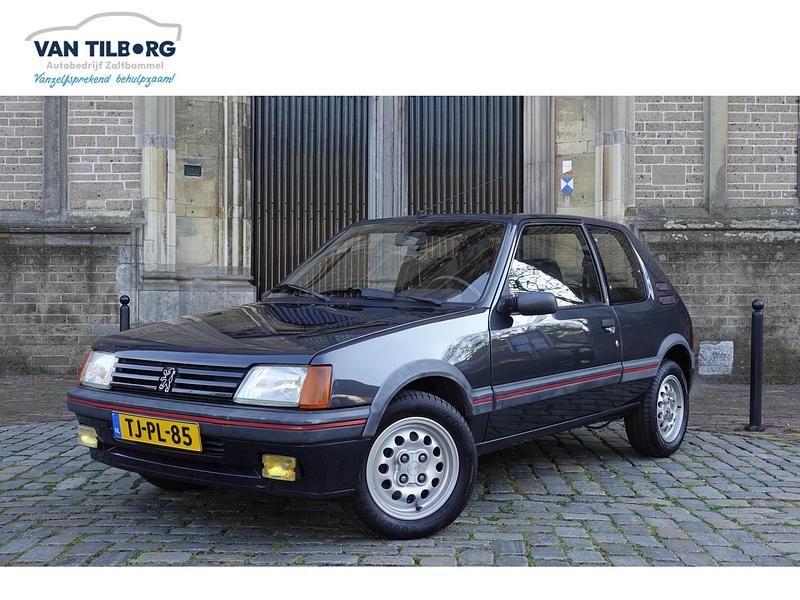 Grijs Gebruikt 1989 Peugeot 205 GTi Hatchback | € 16.950 - Afbeelding 1/4