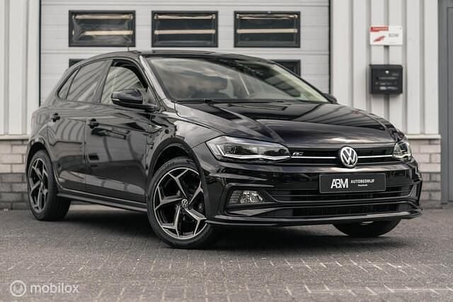 Zwart Gebruikt 2019 VW Polo R-line Hatchback | € 16.450 (Eerlijke prijs) - Afbeelding 1/4