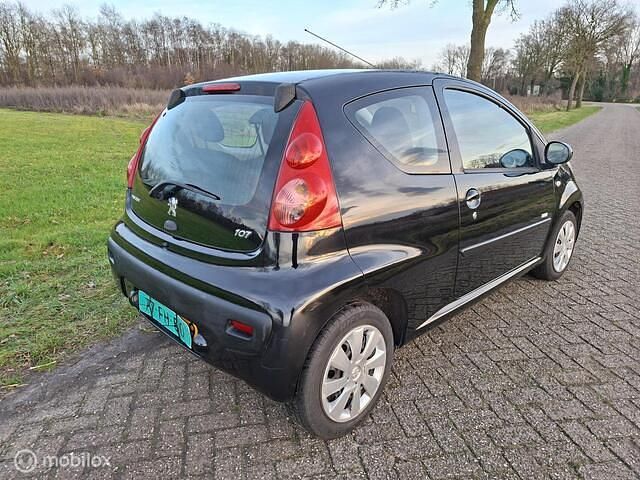 Occasion Peugeot 107 68 PK (50 kW) 2011 Zwart Hatchback