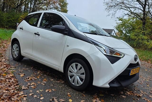 Occasion Toyota Aygo 72 PK (52 kW) 2019 Wit Hatchback