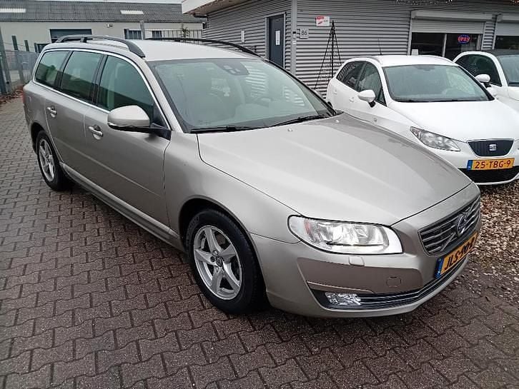 Occasion Volvo V70 Summum 119 PK (87 kW) 2015 Stationwagen