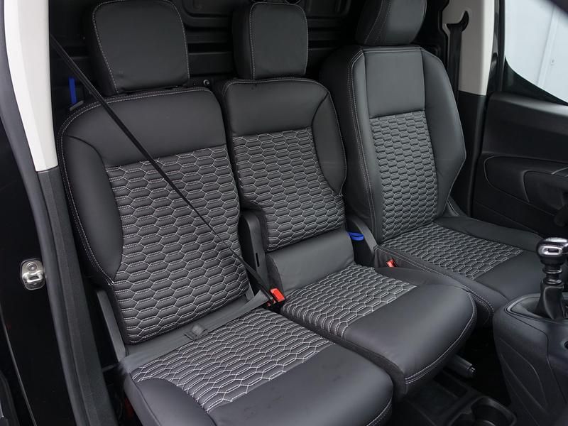 Occasion Opel Combo Edition 131 PK (96 kW) 2019 Zwart MPV