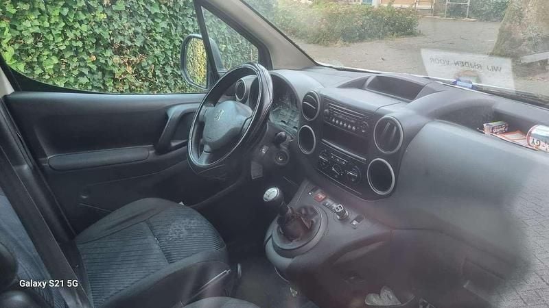 Wit Gebruikt 2011 Citroën Berlingo MPV | € 2.900 (Eerlijke prijs) - Afbeelding 1/4