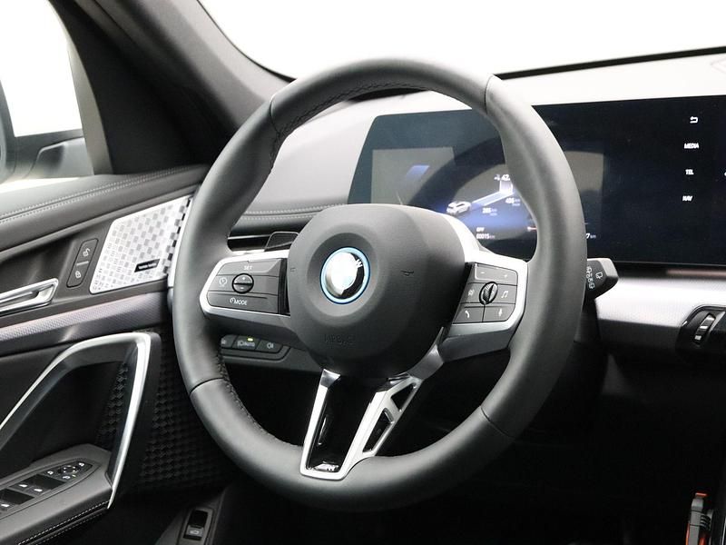 Nieuw BMW iX1 M Sport 150 kW (204 PK) 2025 Wit SUV