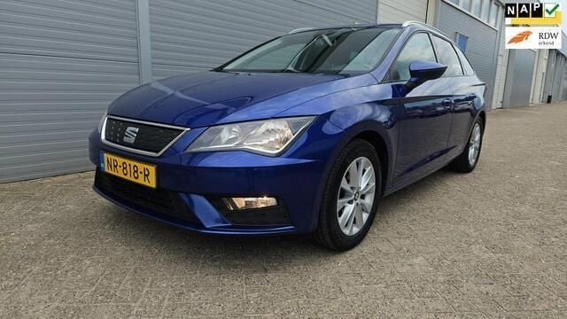 Blauw Gebruikt 2017 Seat Leon ST Business Stationwagen | € 7.250 (Eerlijke prijs) - Afbeelding 1/4