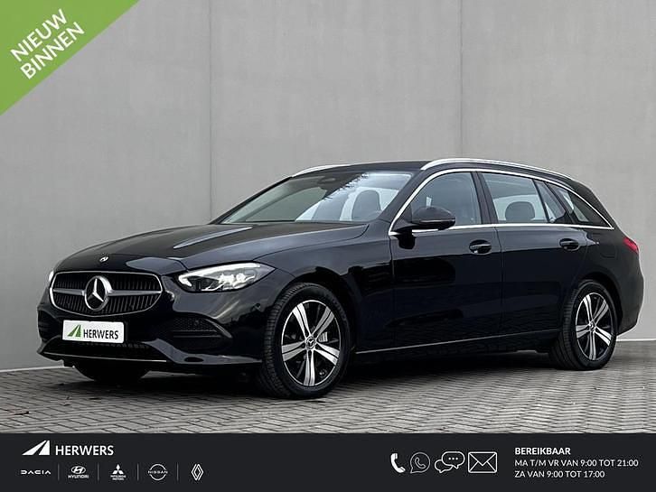 Gebruikt 2023 Mercedes 300 Luxury Stationwagen | € 39.885 (Super prijs) - Afbeelding 1/4
