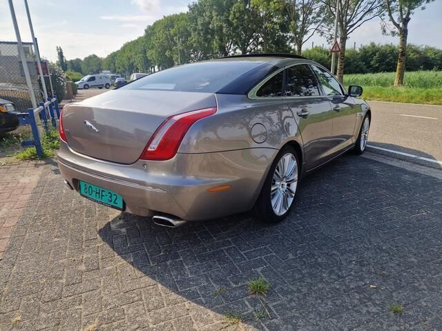 Occasion Jaguar XJ Portfolio 385 PK (283 kW) 2009 Grijs Sedan