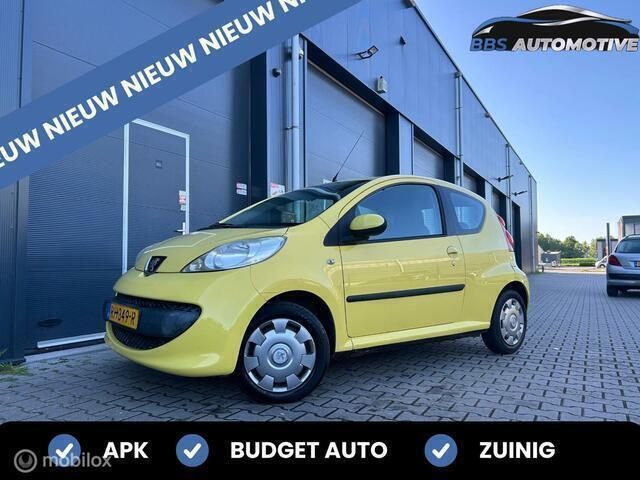 Geel Gebruikt 2006 Peugeot 107 Hatchback | € 999 (Goede deal) - Afbeelding 1/4