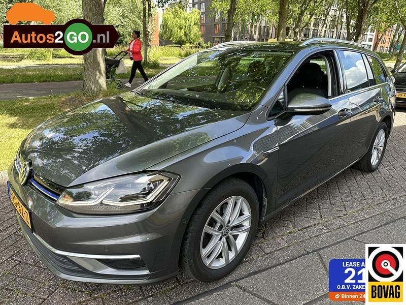 Zwart Gebruikt 2018 VW Golf VII Highline Stationwagen | € 13.400 (Goede deal) - Afbeelding 1/4