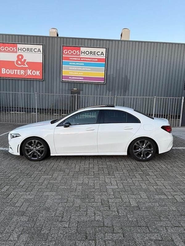 Occasion Mercedes A200 Premium 163 PK (119 kW) 2019 Wit Sedan