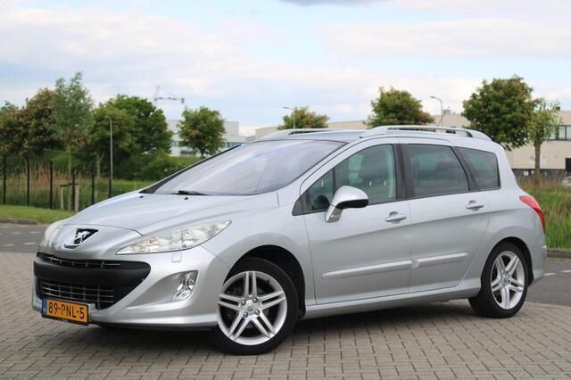 Grijs Gebruikt 2011 Peugeot 308 Sportium Stationwagen | € 1.999 (Goede deal) - Afbeelding 1/4