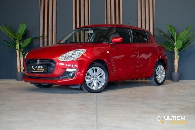 Rood, metallic lak Gebruikt 2018 Suzuki Swift Hatchback | € 10.490 (Goede deal) - Afbeelding 1/4
