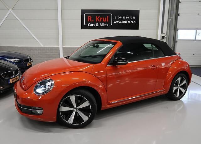 Occasion VW Beetle CLUB 105 PK (77 kW) 2016 Oranje Hatchback