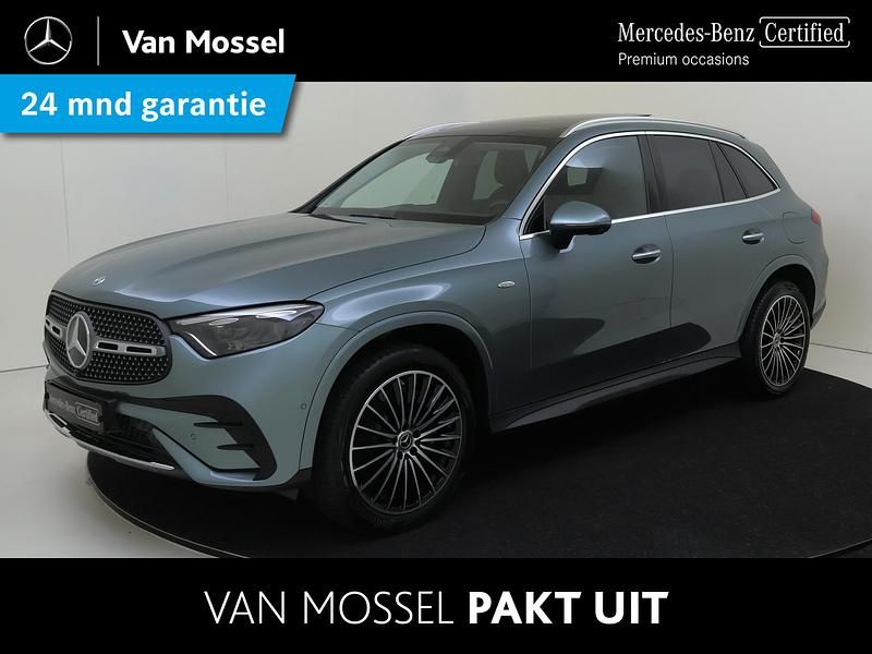 Groen Gebruikt 2025 Mercedes GLC400d AMG line SUV | € 75.945 (Goede deal) - Afbeelding 1/4
