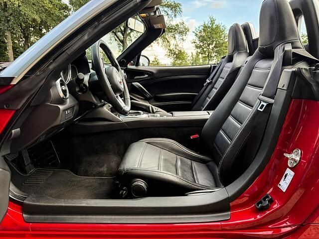 Occasion Fiat 124 Spider Lusso 140 PK (102 kW) 2019 Rood Cabriolet