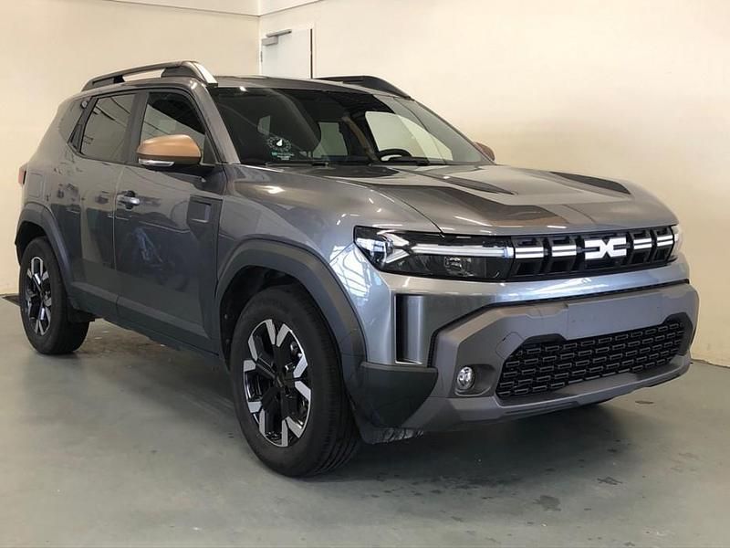 Grijs Gebruikt 2025 Dacia Duster Extreme SUV | € 31.840 (Eerlijke prijs) - Afbeelding 1/3