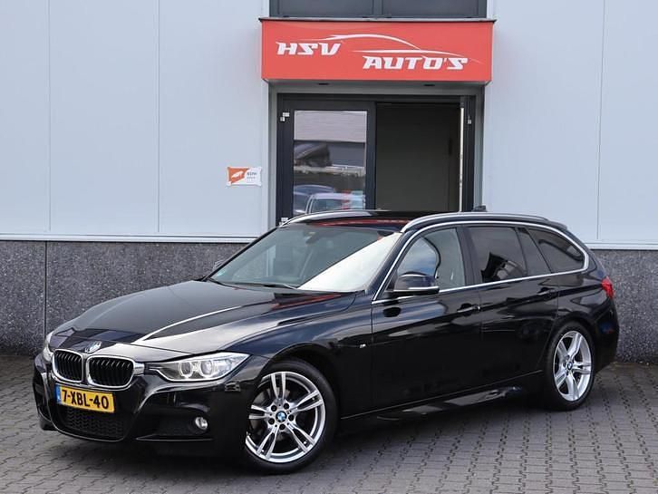 Zwart Gebruikt 2014 BMW 316 Executive Stationwagen | € 7.650 (Goede deal) - Afbeelding 1/1