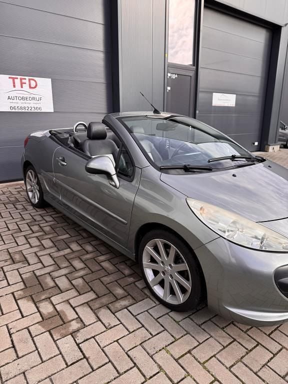 Grijs Gebruikt 2008 Peugeot 207 CC Cabriolet | € 1.999 (Super prijs) - Afbeelding 1/4