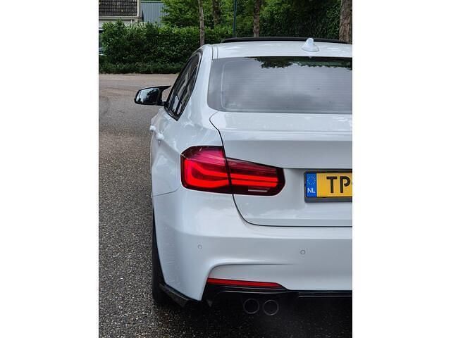 Occasion BMW 320 Executive 184 PK (135 kW) 2018 Wit Sedan