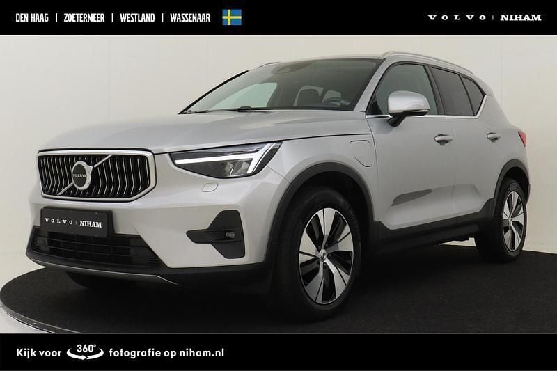Zilver Gebruikt 2023 Volvo XC40 Ultimate SUV | € 41.890 (Eerlijke prijs) - Afbeelding 1/4
