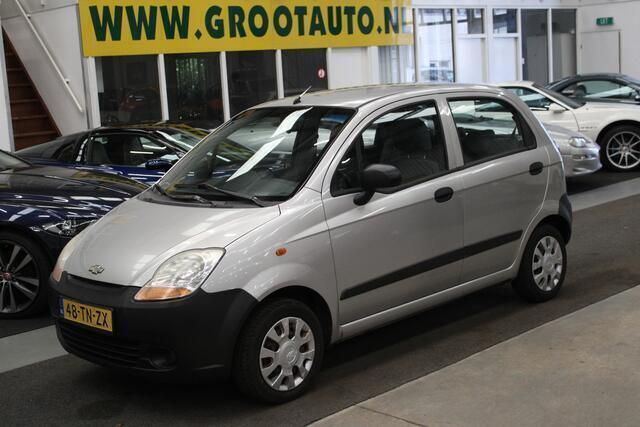 Grijs, metallic lak Gebruikt 2007 Chevrolet Matiz Hatchback | € 944 (Goede deal) - Afbeelding 1/4