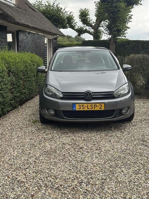 Gebruikt 2010 VW Golf VI Highline Sedan | € 5.750 (Eerlijke prijs) - Afbeelding 1/4