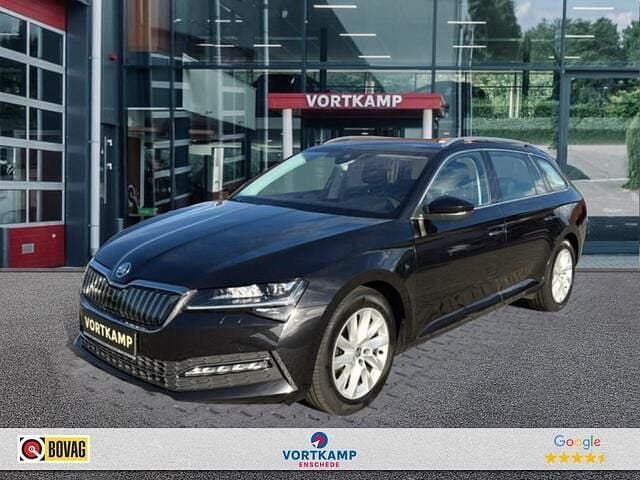 Zwart Gebruikt 2020 Skoda Superb Style Stationwagen | € 20.950 (Super prijs) - Afbeelding 1/4