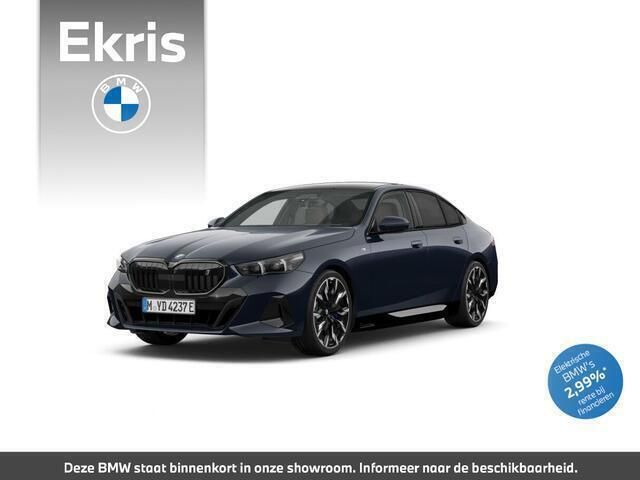 Zwart Nieuw 2025 BMW i5 M Sport Sedan | € 88.693 (Eerlijke prijs) - Afbeelding 1/4