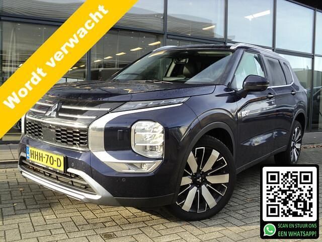 Blauw Gebruikt 2025 Mitsubishi Outlander Edition SUV | € 49.845 - Afbeelding 1/1