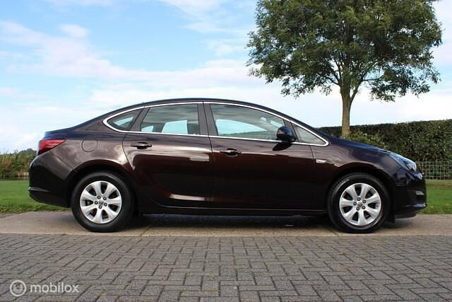 Occasion Opel Astra 140 PK (102 kW) 2015 Bruin Sedan