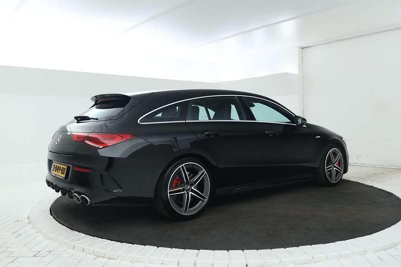 Occasion Mercedes CLA45 AMG Shooting Brake AMG 421 PK (309 kW) 2020 Zwart Stationwagen