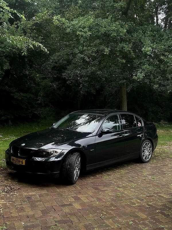 Gebruikt 2008 BMW 320 Sedan | € 3.900 (Eerlijke prijs) - Afbeelding 1/4