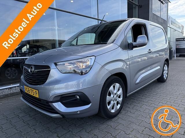 Grijs Gebruikt 2020 Opel Combo Innovation MPV | € 17.495 (Iets duurder) - Afbeelding 1/4