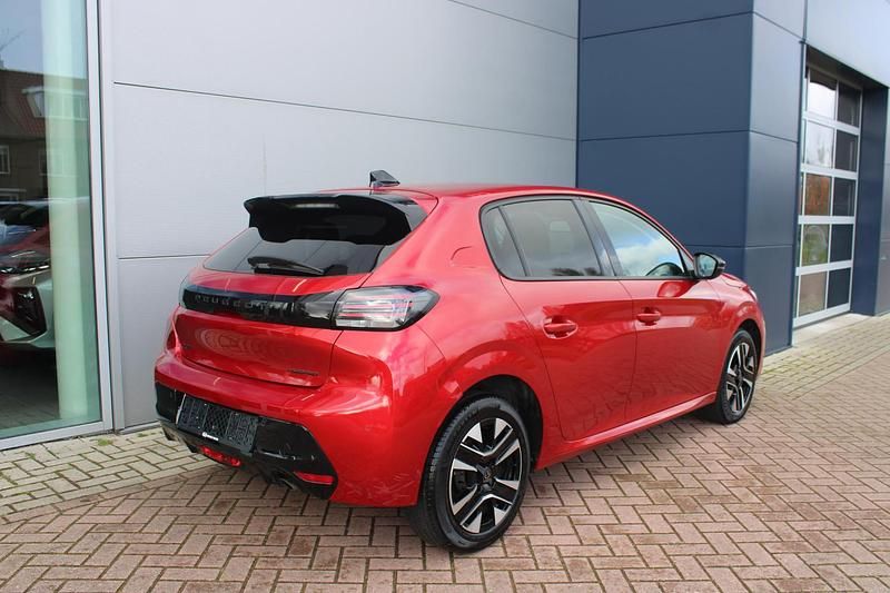 Occasion Peugeot 208 Allure 144 PK (105 kW) 2025 Rood Hatchback