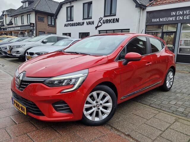 Rood, metallic lak Occasion 2022 Renault Clio V Intens Hatchback | € 15.950 (Iets duurder) - Afbeelding 1/4