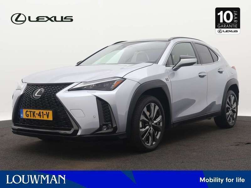 Grijs Gebruikt 2023 Lexus UX 250h Business Edition SUV | € 36.445 (Eerlijke prijs) - Afbeelding 1/3