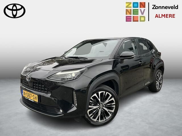 Zwart Gebruikt 2021 Toyota Yaris Cross Executive SUV | € 25.999 (Eerlijke prijs) - Afbeelding 1/4