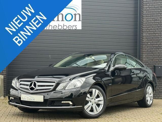 Zwart Gebruikt 2010 Mercedes E250 Elegance Coupé | € 17.900 (Duur) - Afbeelding 1/4